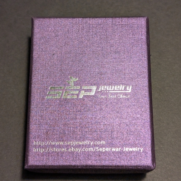 Purple Jeweled Brooch - Picture 6 of 6